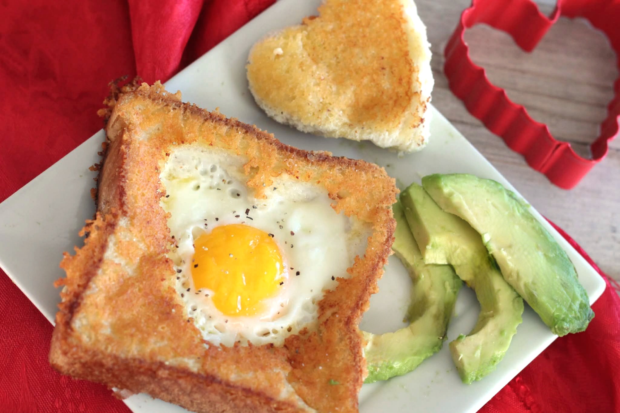 Egg Heart in Toast