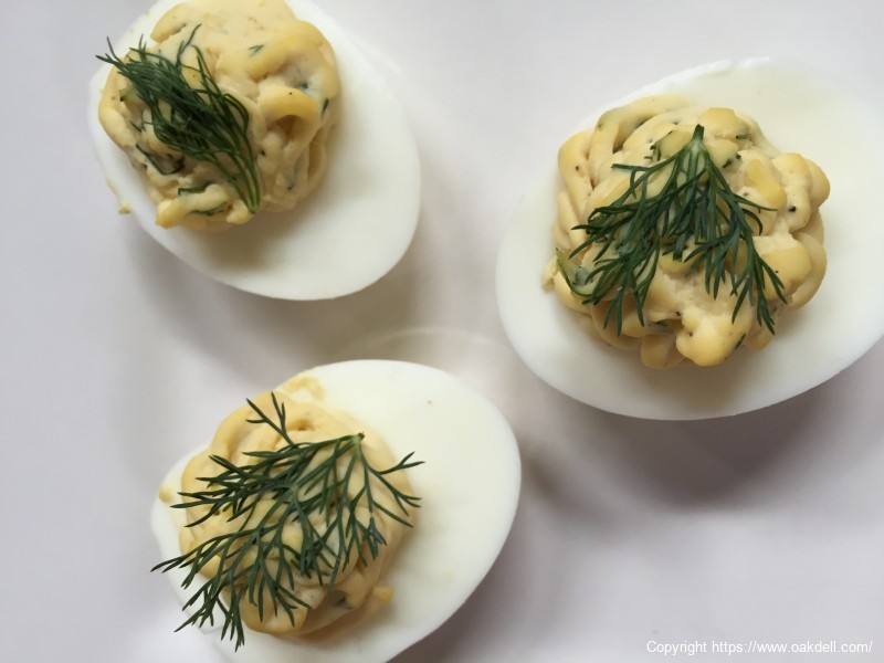 Deviled Eggs with Dill Filling