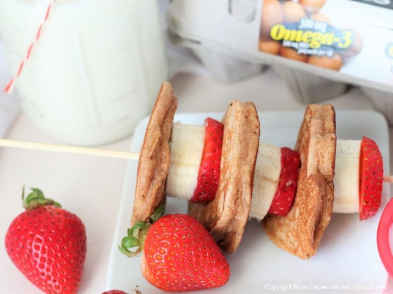 Strawberry Banana Pancake Skewers